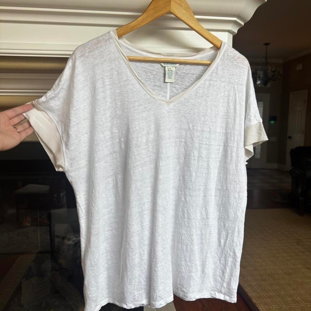 Sundance White Linen V-Neck Silk Trim T-Shirt Size XL Great condition!